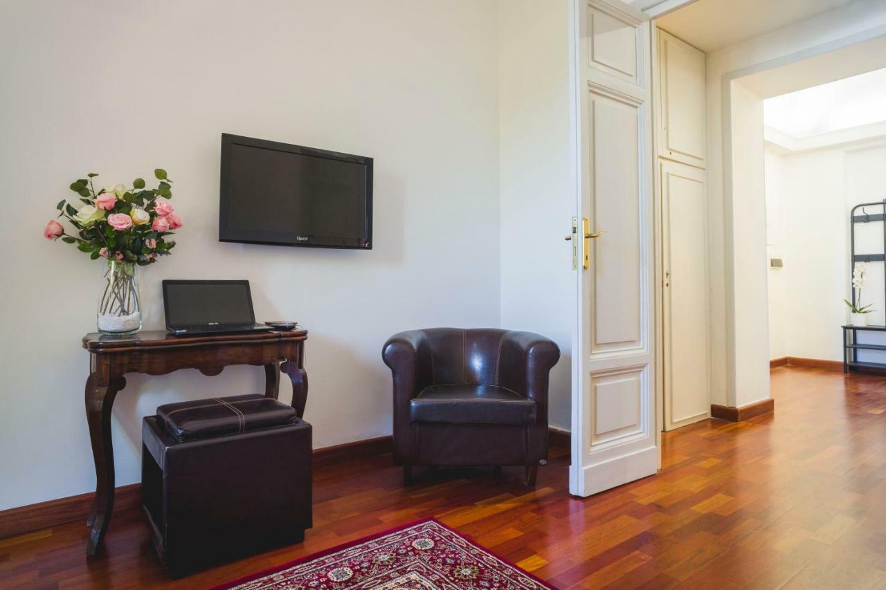 Leonardo Suite Navona Roma Exterior foto